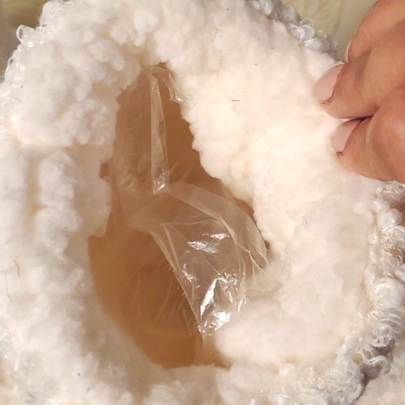 Snowman Slippers Cream and white fleece Size 9 - Picture 4 of 10